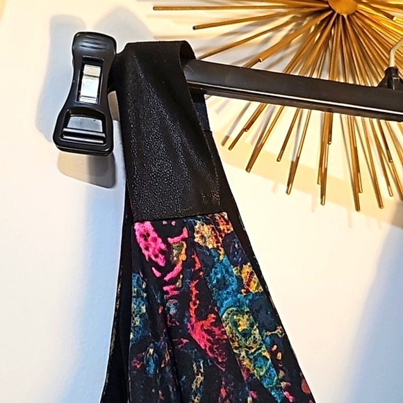 BCBGeneration formal Occasion dress Multi colors small nwt - Picture 3 of 12